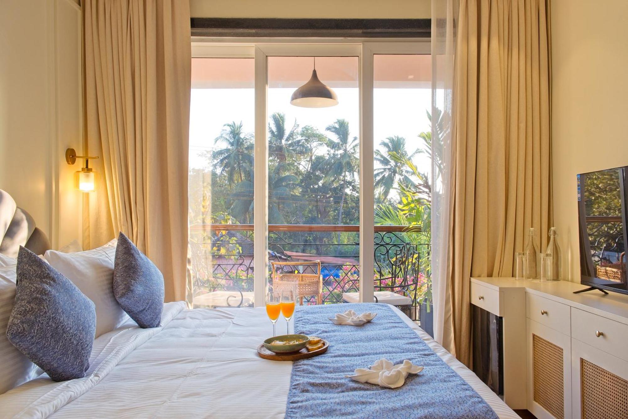Mademoiselle Boutique Resort And Cafe Вагатор Экстерьер фото