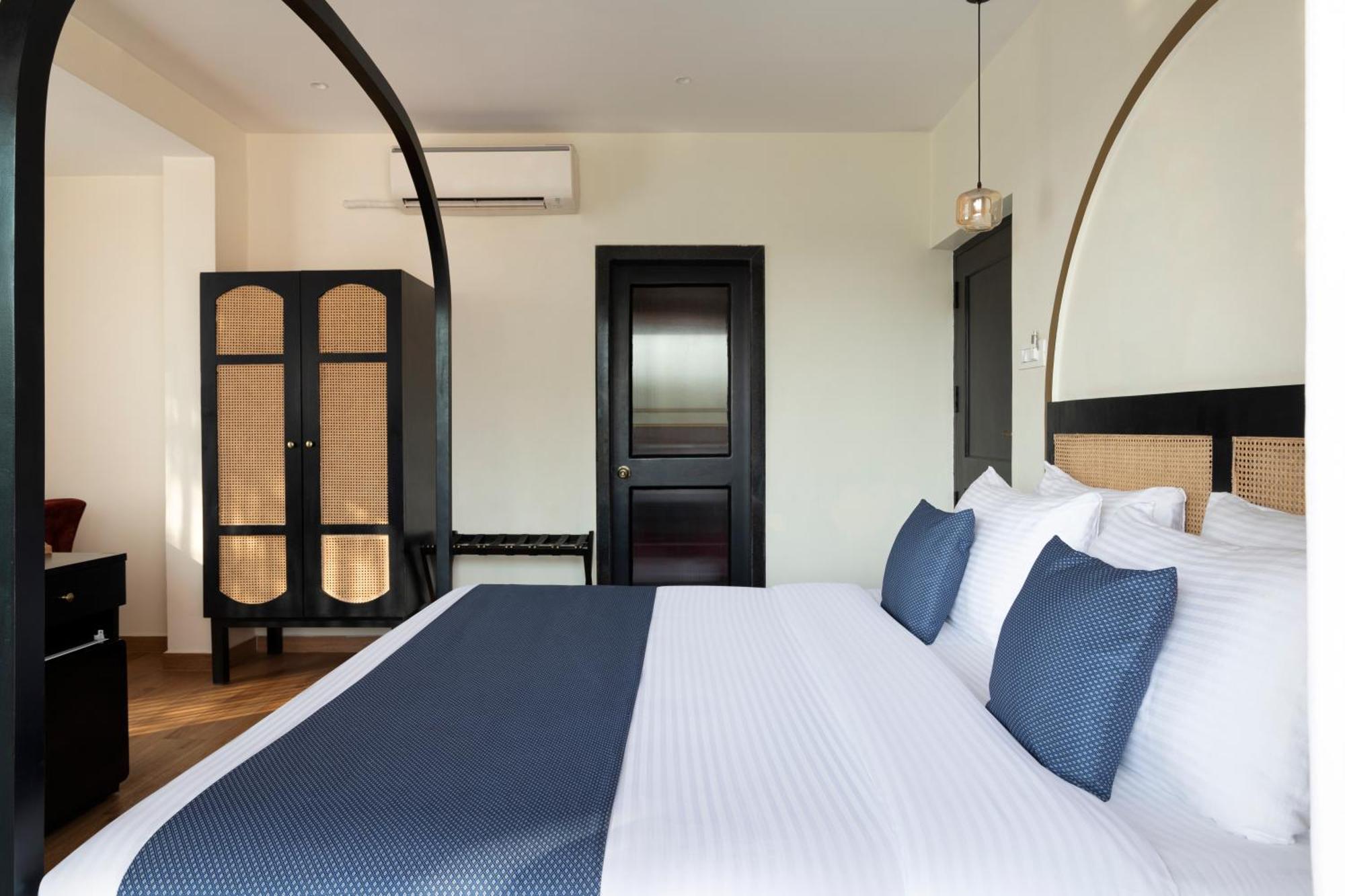 Mademoiselle Boutique Resort And Cafe Вагатор Экстерьер фото