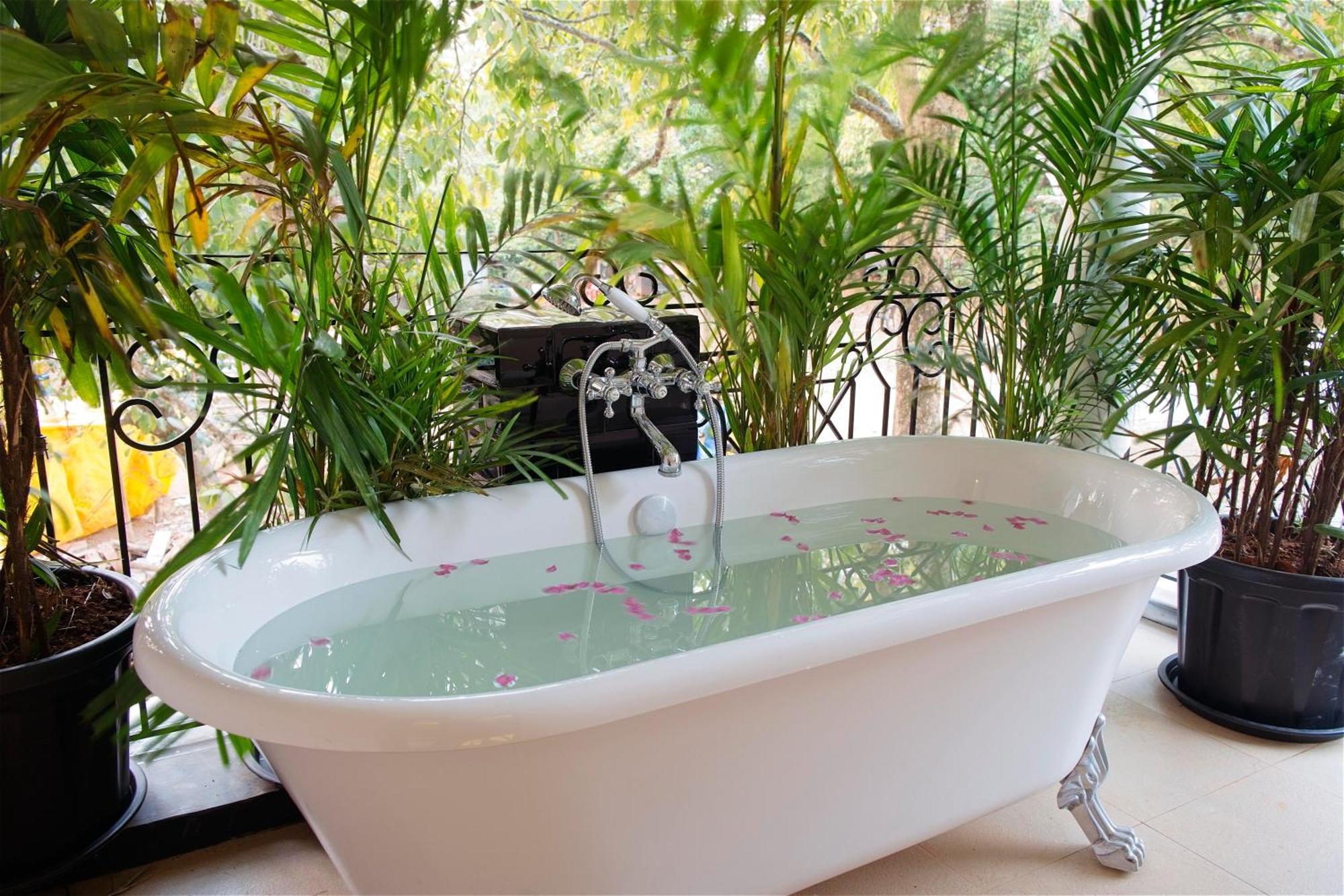 Mademoiselle Boutique Resort And Cafe Вагатор Экстерьер фото